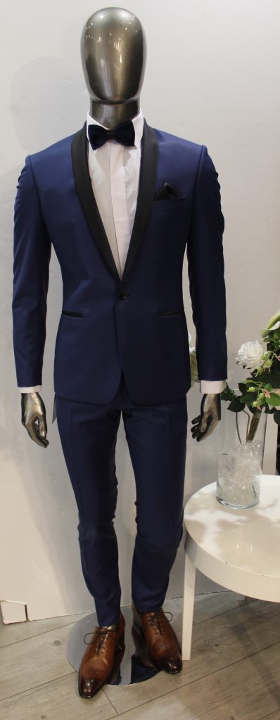 Invité à un mariage : quelle tenue porter ? - image IMG_5860-398x1024 on https://gianniferrucci-tlse.fr