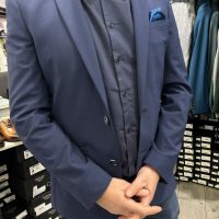 Comment porter le gilet de costume? - image  on https://gianniferrucci-tlse.fr