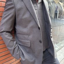 veste marron taupe avec fermeture en flanelle - image  on https://gianniferrucci-tlse.fr