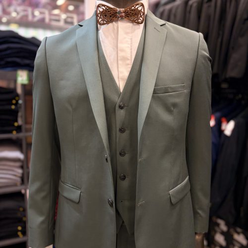 costume en lin croisé beige - image  on https://gianniferrucci-tlse.fr